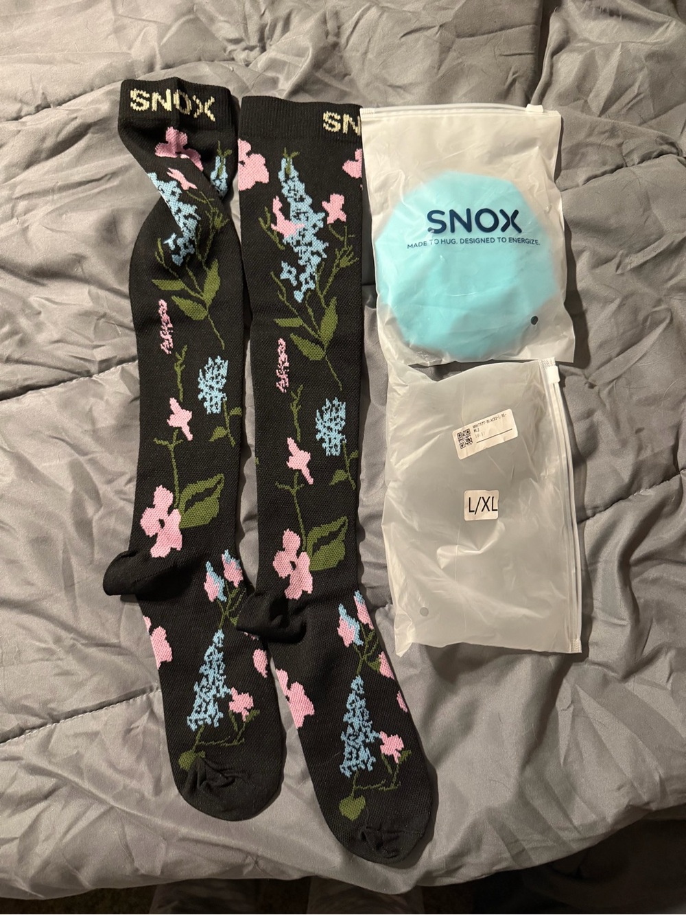 Black Floral Compression Socks - L/XL and Hot / cold relief pack